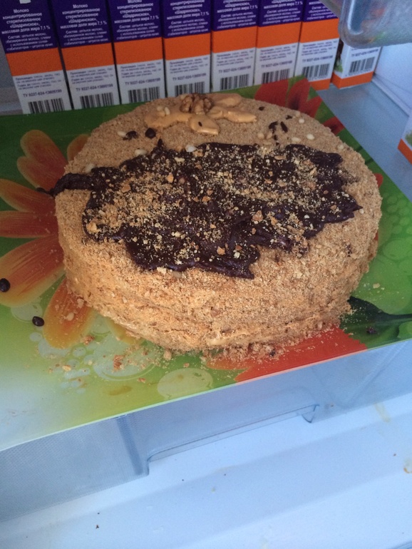 Помогите с медовиком. Коржи не получаются