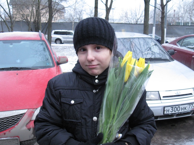 что-то мы все время в грязь выходим в белом?????