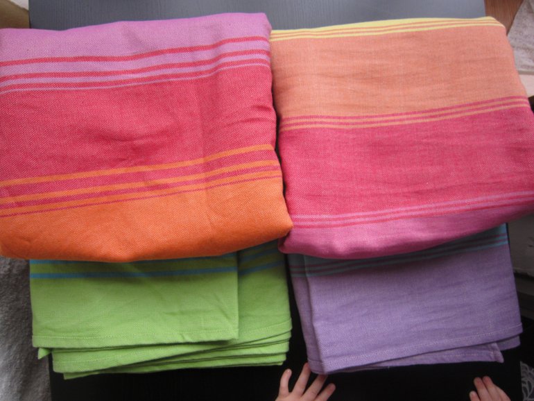 Little Frog - радужный лягушонок.