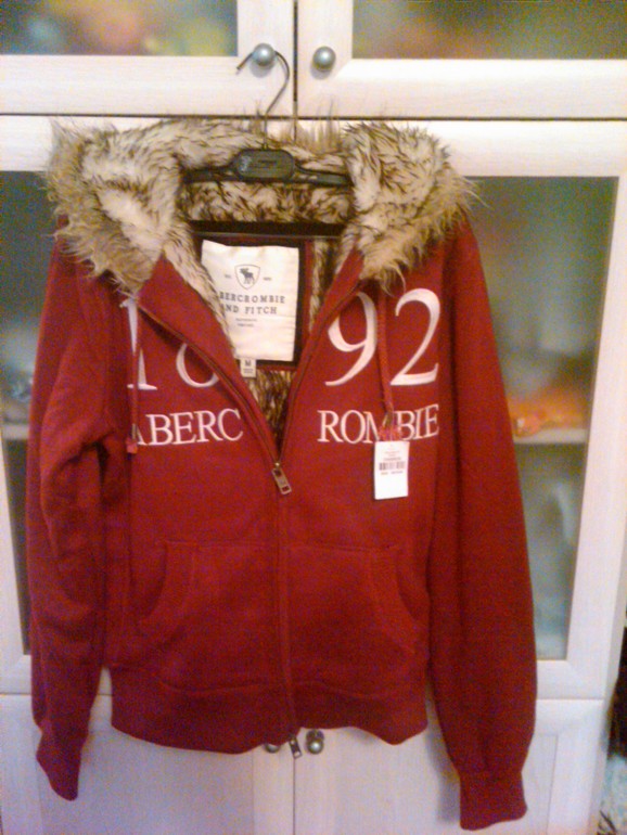 Толстовка куртка с мехом Abercombie&Fitch;, 42р,44-46р, 1800руб.