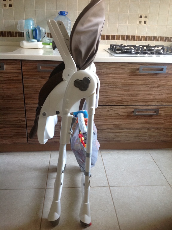 Похвалю наш стульчик-шезлонг!!!