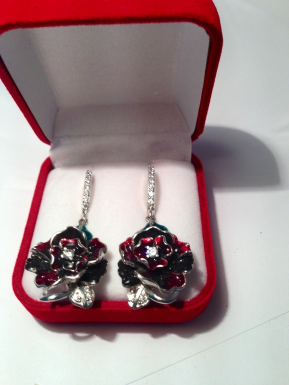 Украшения из серебра 925 пробы