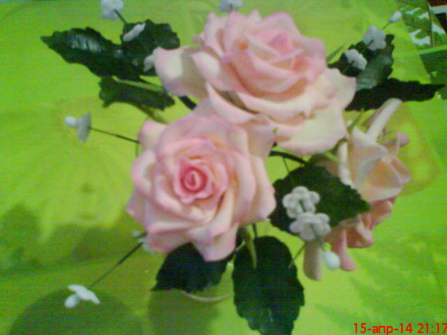 Первый тортик с букетиком роз