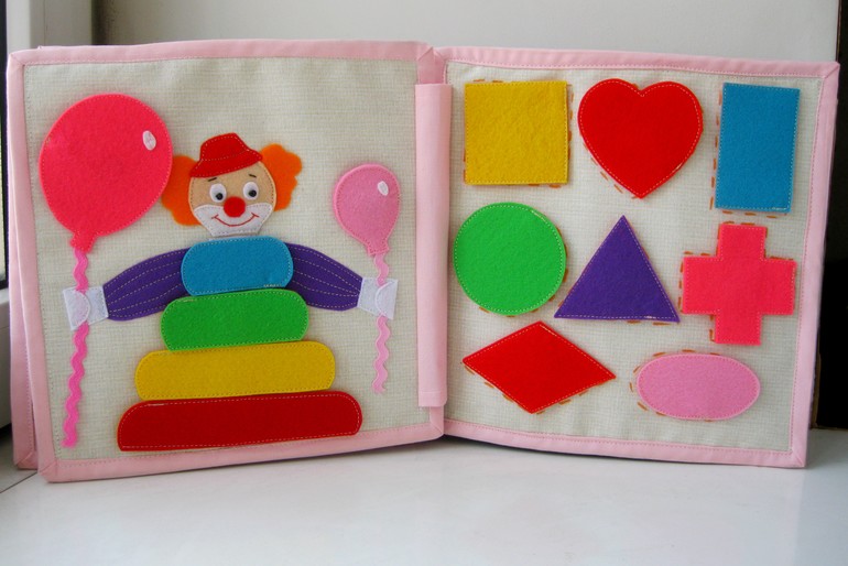 Развивающая книжечка.