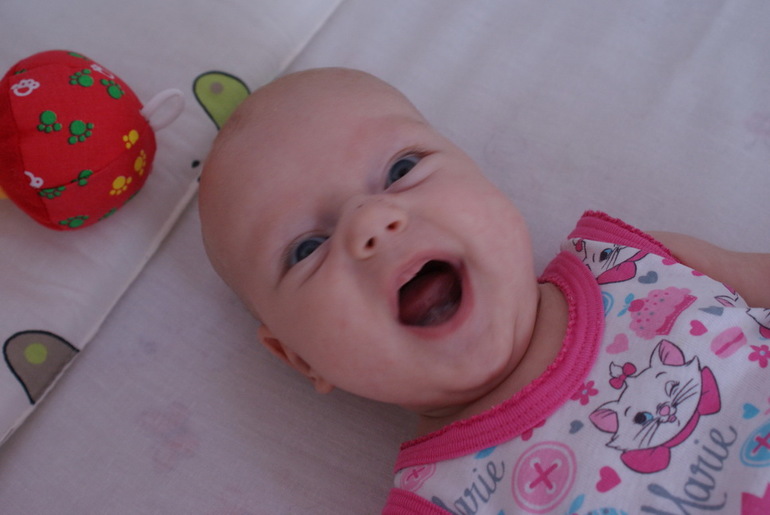 Улыбаемся и разговариваем)