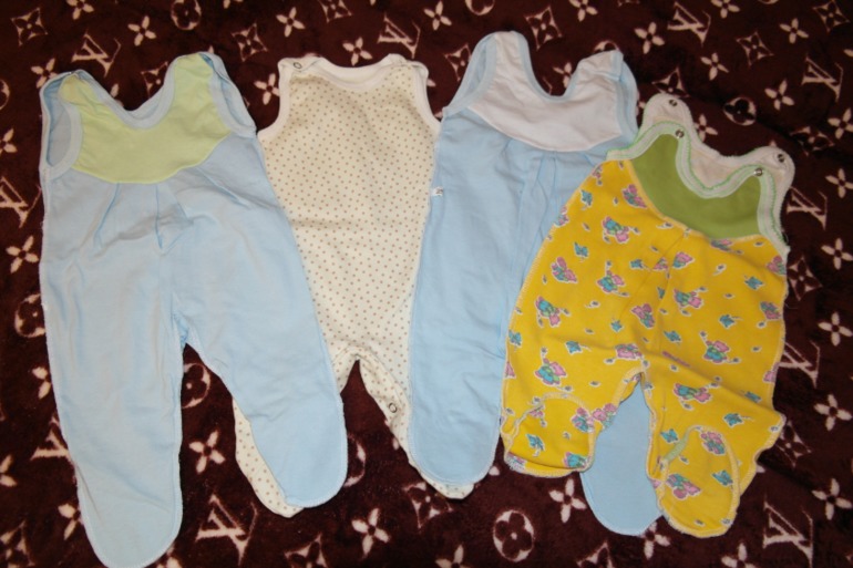 Хвасти , то что прикупила к рождению малыша.