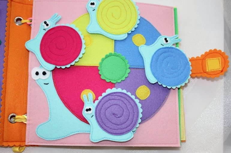 Развивающая книжка.