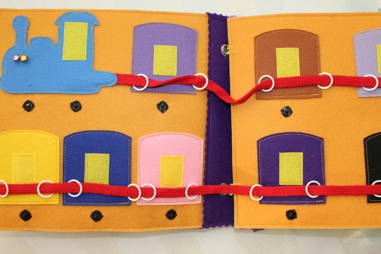 Развивающая книжка.