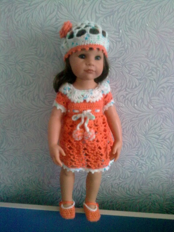 Платье для куклы