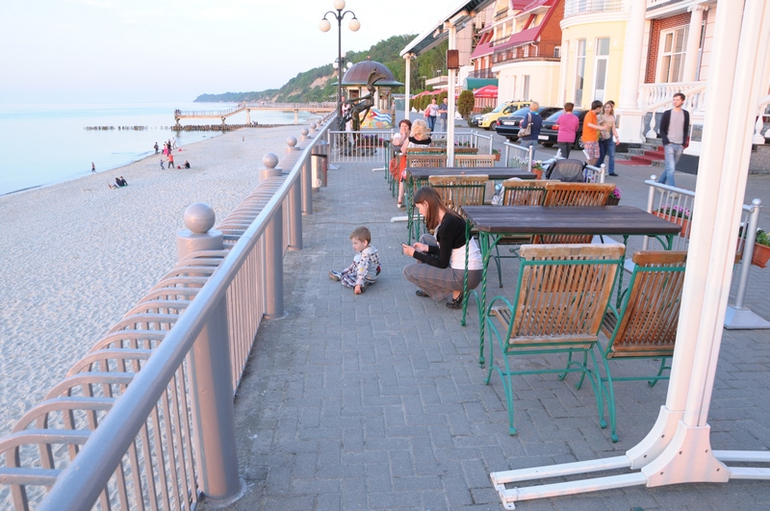 Светлогорск в мае с сыном год и 9 месяцев