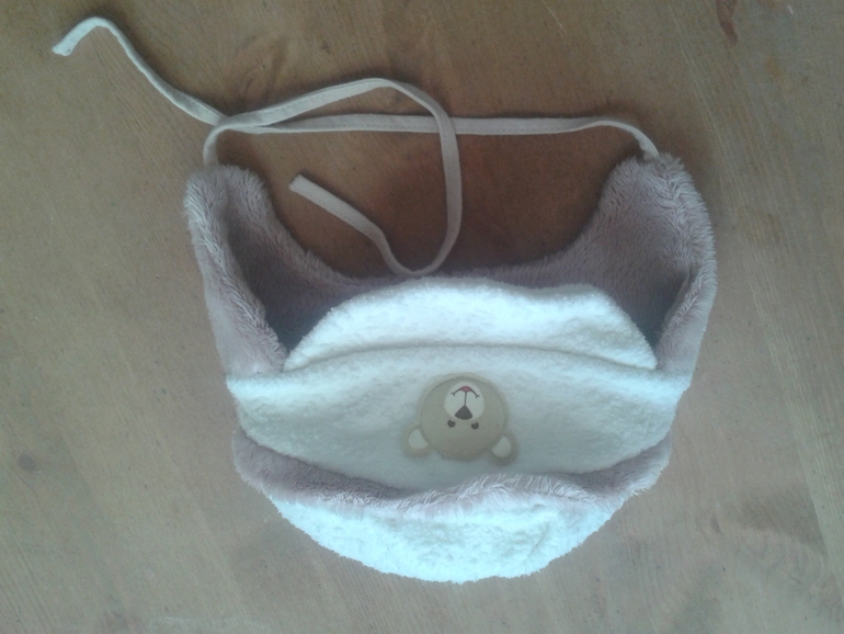 детские шапочки  д/д бу