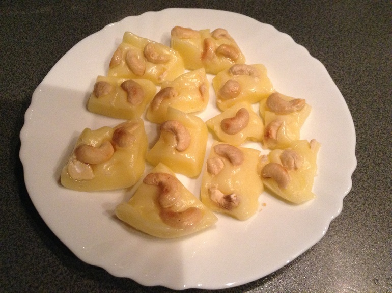 Сметанное бурфи...