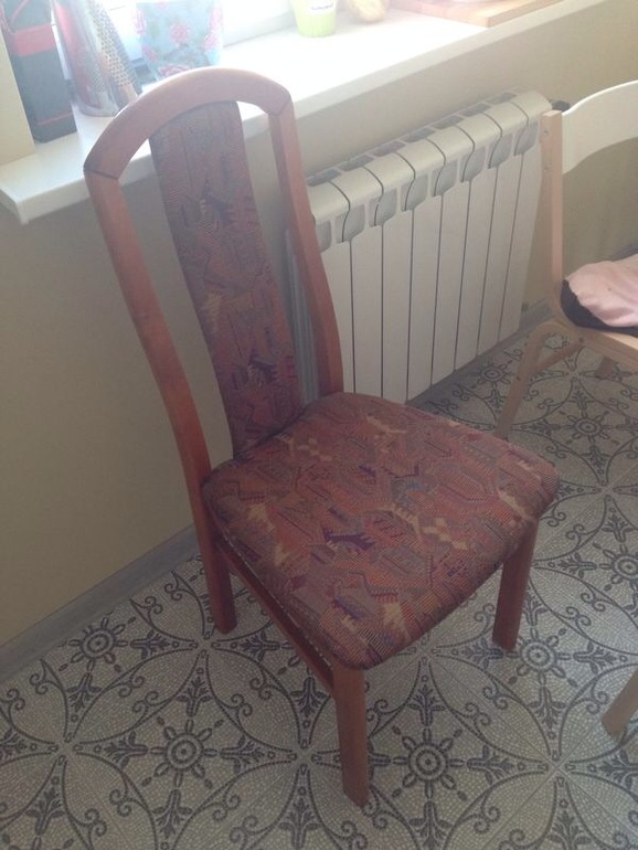 Продам стол+4 стула!!!