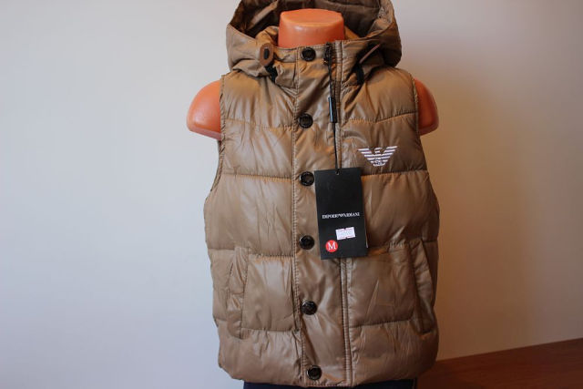 Модные жилетки для мальчиков и девочек Moncler, Armani,Kenzo, Ferrariот 750 руб.в наличии м.Новокосино