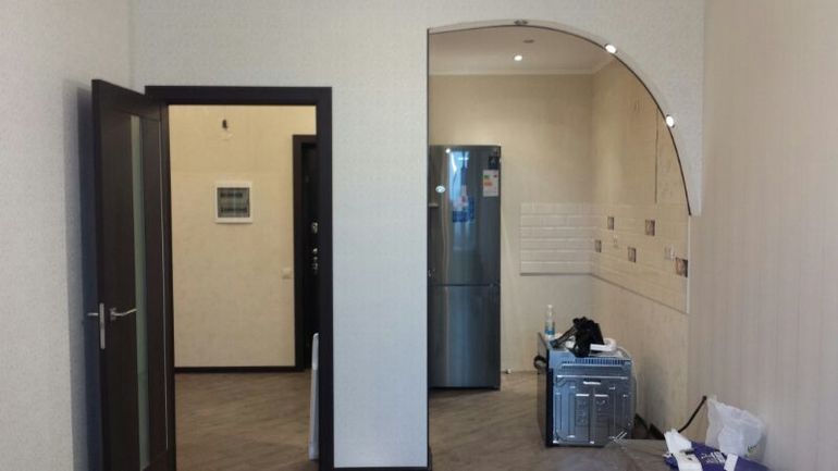 Из однушки сделали двушку)))