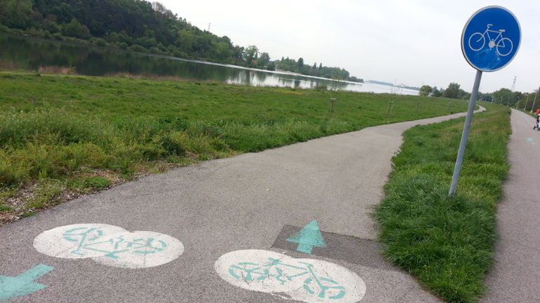 Пиештяны (Словакия). Велосипедные зарисовки.