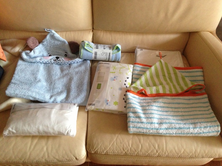 немного нашего приданного и фотопуз)))