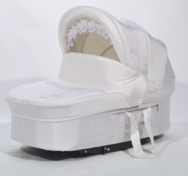 я наконец то нашла свою коляску))))