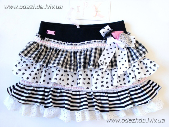 все на девочку 0-36 месяцев http://odezhda.lviv.ua/component/virtuemart/girls-0-36 цены указаны в гривнах, для перевода в рубли воспользуйтесь конвертером валют (на страничке сайта слева)