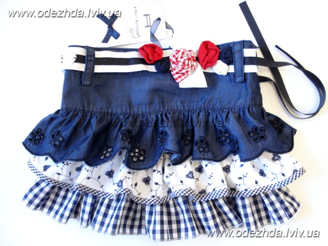 все на девочку 0-36 месяцев http://odezhda.lviv.ua/component/virtuemart/girls-0-36 цены указаны в гривнах, для перевода в рубли воспользуйтесь конвертером валют (на страничке сайта слева)