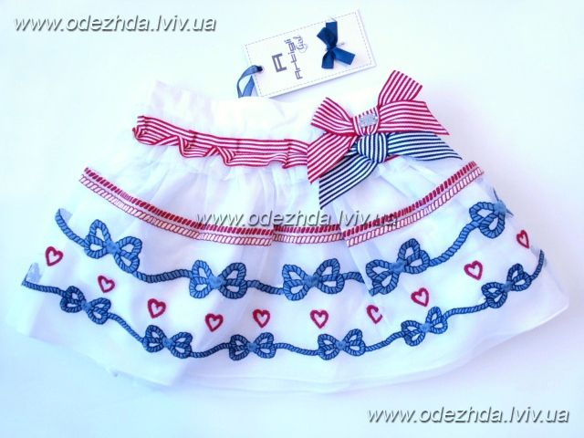 все на девочку 0-36 месяцев http://odezhda.lviv.ua/component/virtuemart/girls-0-36 цены указаны в гривнах, для перевода в рубли воспользуйтесь конвертером валют (на страничке сайта слева)