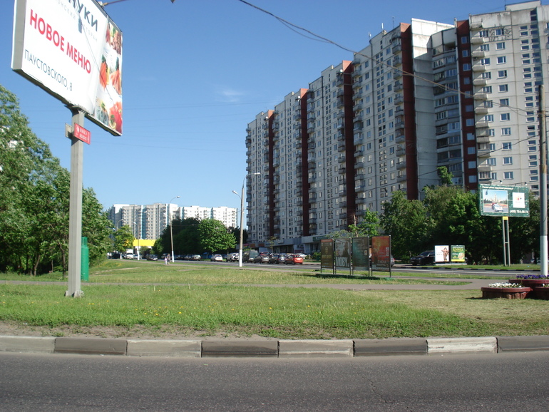 Ясенево ближайшее. Ясенево 2022. Ясенево (район Москвы). Район Ясенево 2010 год. Мемориал в Ясенево.