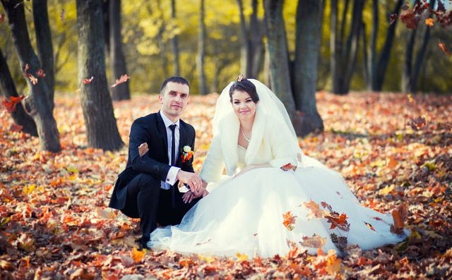 При заказе свадебной съёмке букет и макияж в подарок 20 тыс. руб. полный день )