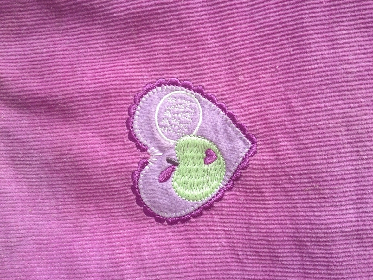 костюм тройка р.80 ц.500р