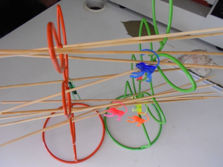 Игра Обезьянки на лианах