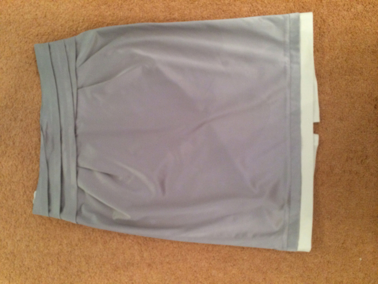 Продам летние юбочки и пиджачки, все 1000 рублей