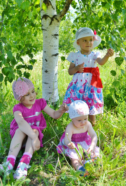 Наслаждаемся летом! Трое погодок. Фотки.