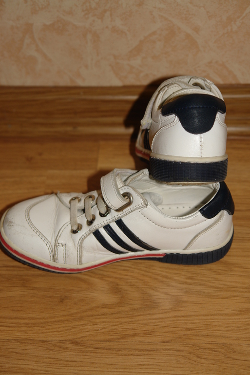 Продаю детскую обувь - 500 руб