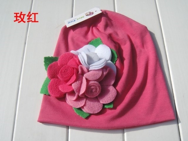 Шапочки для малышек.