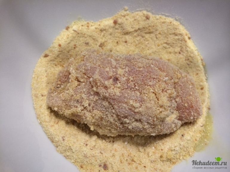 Рулеты из индейки с сыром и брокколи