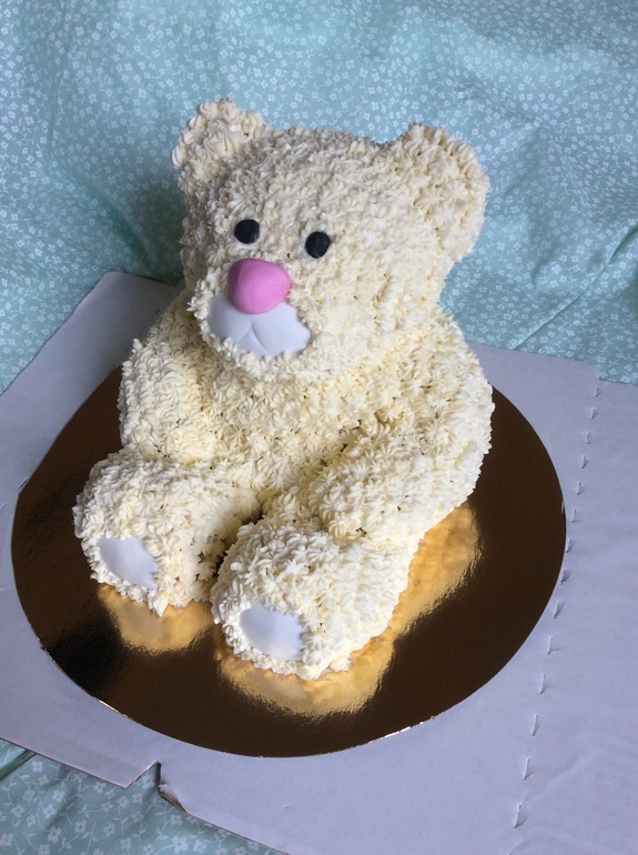 Торт мишка фото рецепт. Торт Медвежонок. Торт с «мишкой». Мишка с тортиком. Пирог мишка.