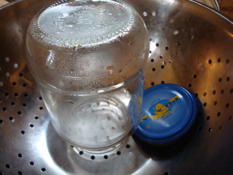 Клубничный джем с ванилью и черным перцем