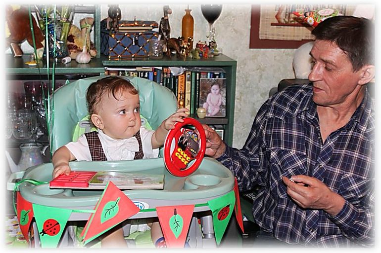 ГодоВасие на васильковой полянке в компании с божьими коровками