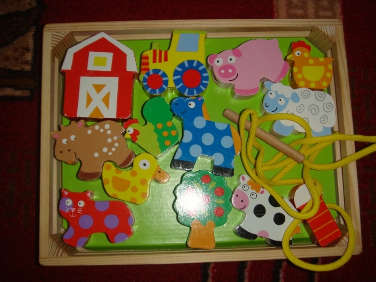 Наши развивающие игрушки.