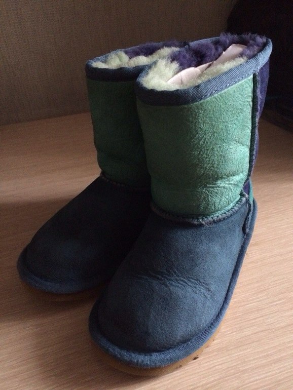 UGG Australia р-ры : 10,12, 13; Blumarine 19,5-20 см