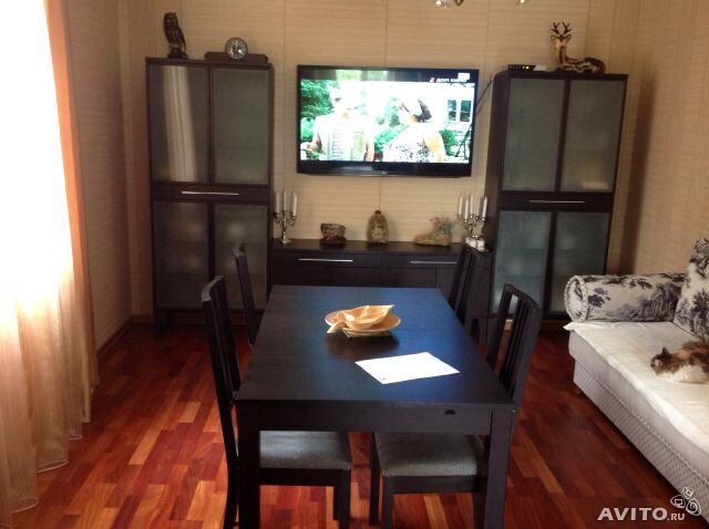 Шкафы-витрины, венге