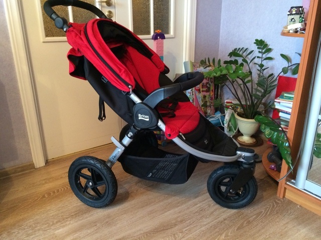 Наши колясочки :)