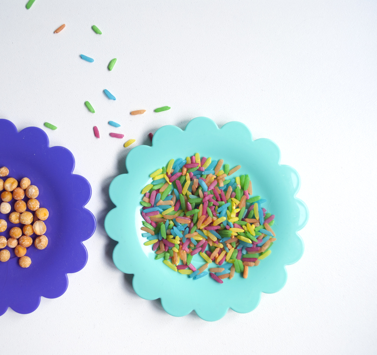 Накорми друга - сова из коробки.