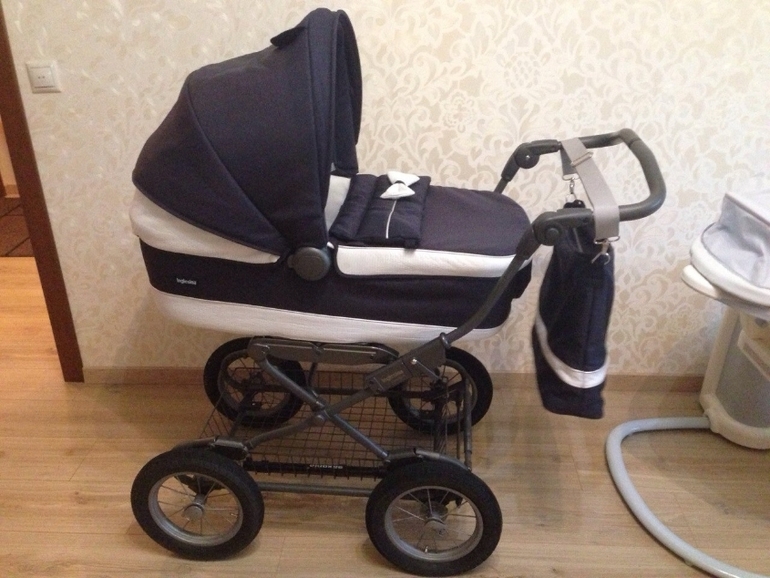Продам коляску-люльку Inglesina Sofia, в идеальном состоянии!!!12 000 рублей
