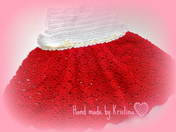 Алое платиьце