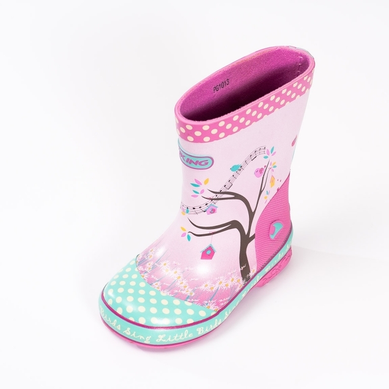 Viking (Норвегия) - детская обувь для любой погоды.