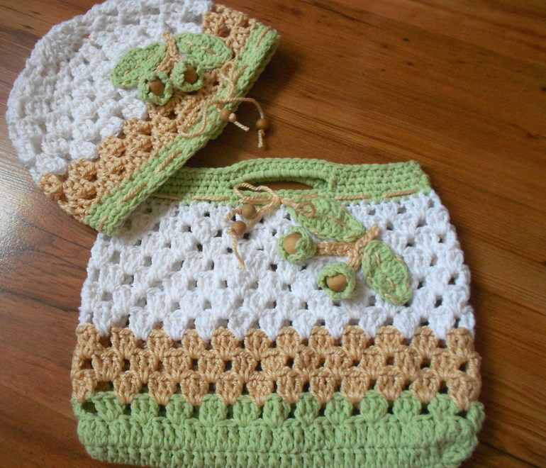 КОМПЛЕКТ ШАПОЧКА И СУМОЧКА