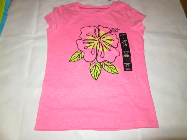 на девочек 5 , 6 лет