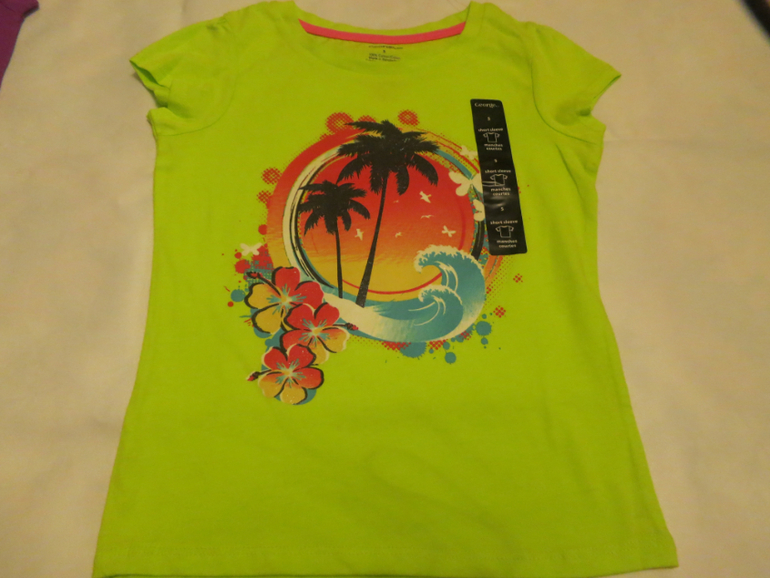 на девочек 5 , 6 лет