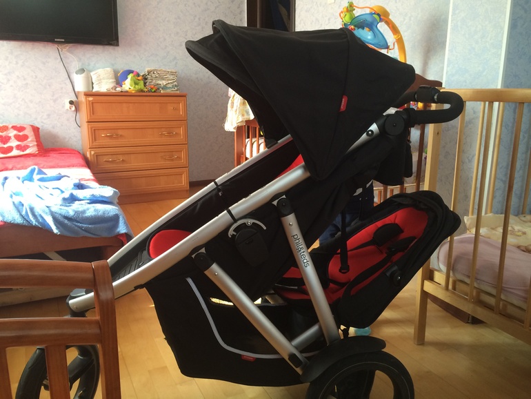 Продам коляску для погодок Phil and Teds Vibe v2