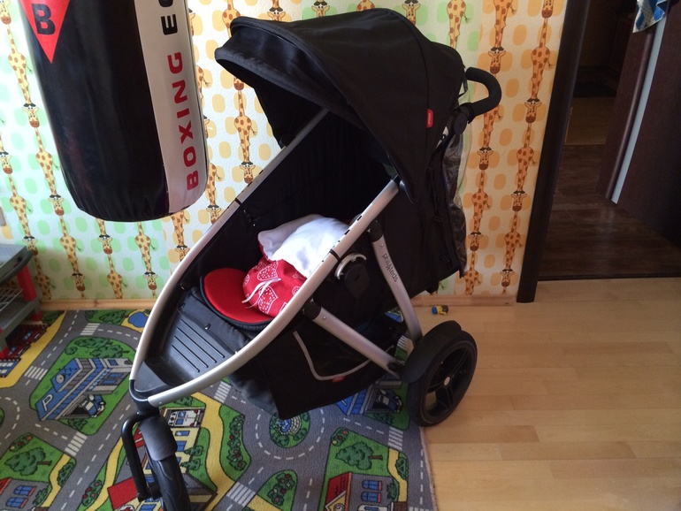 Продам коляску для погодок Phil and Teds Vibe v2